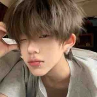 นึน//เพื่อนนายเอก