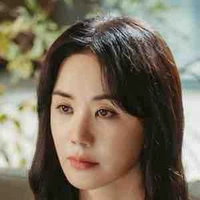 Uhm Jung Hwa