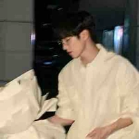 อู่ เฉิน(พระเอก)