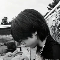 ไวท์ บอดี้การ์ด(น.อ)