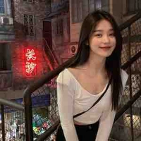 พลอย