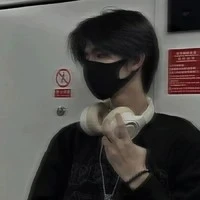 ฮิว(เพื่อนในวง)