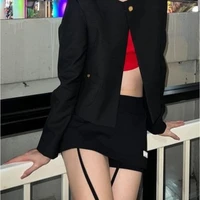 โมเอะ | พี่นายเอก+กะหรี่ |