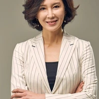 ฟาย ย่า