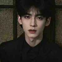 ฟิวส์ (รุ่นพี่)