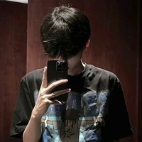 สกาย (พี่คนกลาง1)