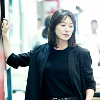 Mrs Lee( lee chan