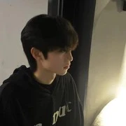 นิว[เพื่อนนายเอก]