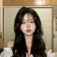 สาลี่(พนักงานในบริษัท)
