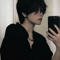 หลี โต่ว 👑
