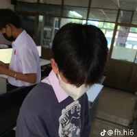 บาส//เพื่อน พ.อ