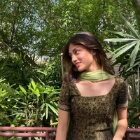 AKSHVI(FLs bff)