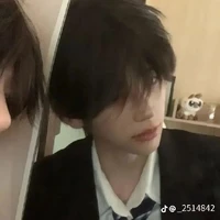 ไอซ์[นายเอก]✨️👑