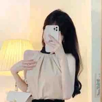 พลอย