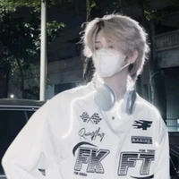 ผู้ช่วยน.อ