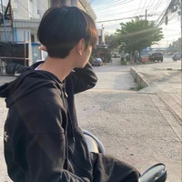 ไดมอนด์//รุ่นน้อง