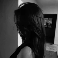 ไอลิน(น้องสาวแฟนนายเอก)