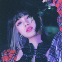 Alisha manoban ( kembar Aletta)