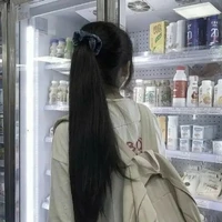 พลอยลิน(เพื่อนนางเอก+แฝด)