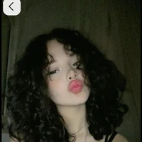 Julia 17 anos