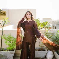 Tara kapoor (ML cousin )