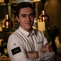 Henry (Head Chef)