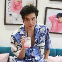 เชน(พระเอก)พี่ชายแอลม่อน