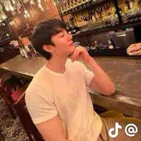 บุ๊ค(เพื่อนเชน)