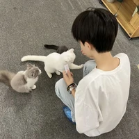 ชาร์ลี 👑