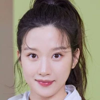 Moon Ga-young (alfa P)
