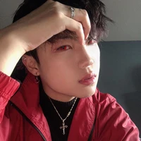 อดัม(พ่อนายเอก)