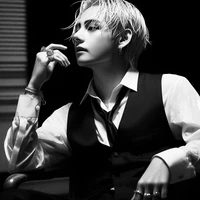 Kim Taehyung ( E)