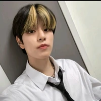 Kim Seungmin(19 año)
