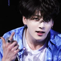 Jeon Jungkook (Alfa Dominante)