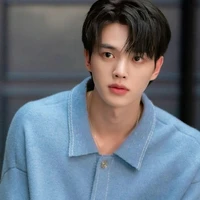 Tang Jun/Director Tang Son