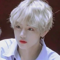 Kim Taehyung ♡ {Dominant Omega}