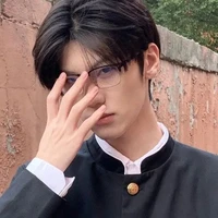 นิกิ