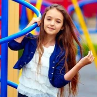 Young Bhagyashree (FL)