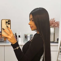 Bianka(dona do morro e mãe das crianças)