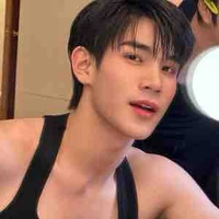 ม่อนเป็นพี่ชายของเอเจ(มือปีน)