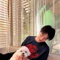 เอเอเป็นเพื่อนของพี่ชายติน