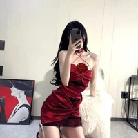 พลอย(ลูกพ่อ+แม่เลี้ยง)