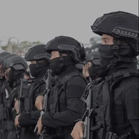 Polisi