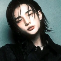 Hyunjin *Delta dominante*