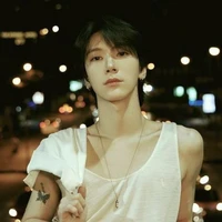 ฝัน เพื่อนนายเอก