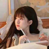 โมมีน(นางเอก)