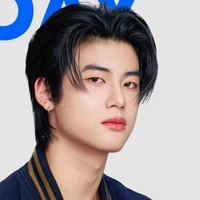 โชนพระเอก