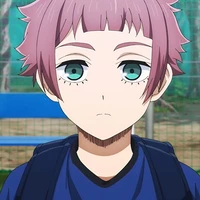 Itoshi Sae(pas kecil)