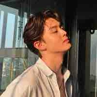มิกซ์(เพื่อนพระเอก)