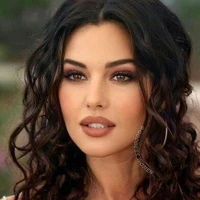 Jenna Thonshon (Doctora)